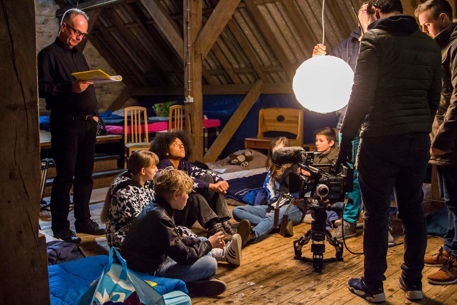 Op de set van Als..., de set in de schuur