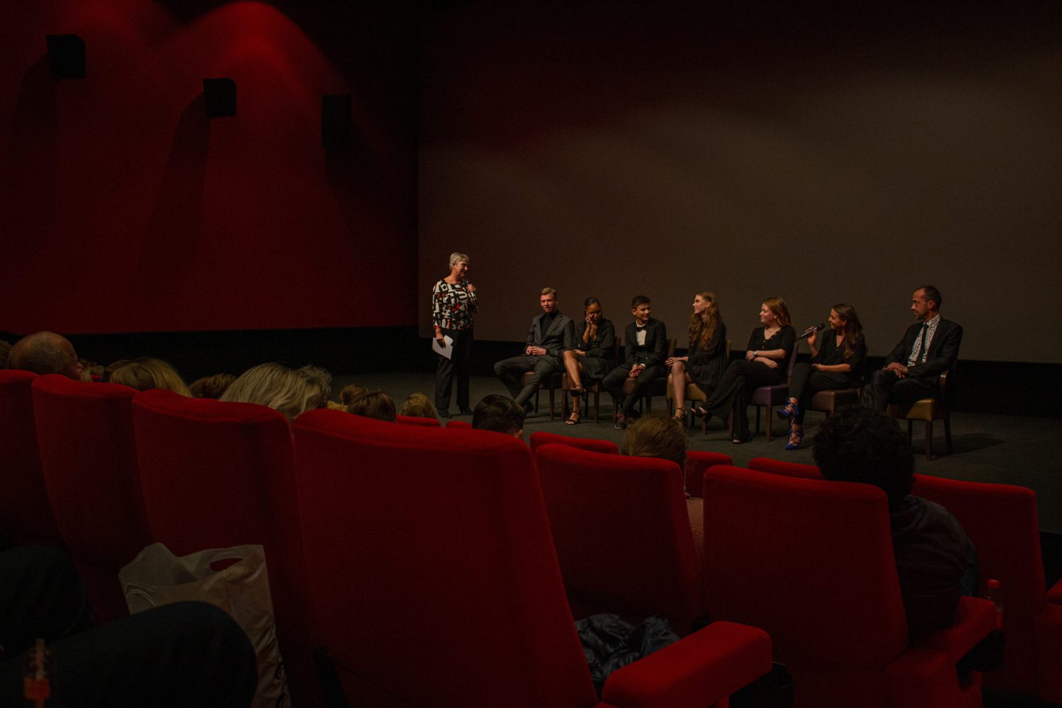 Premiere De Val, nagesprek op het podium