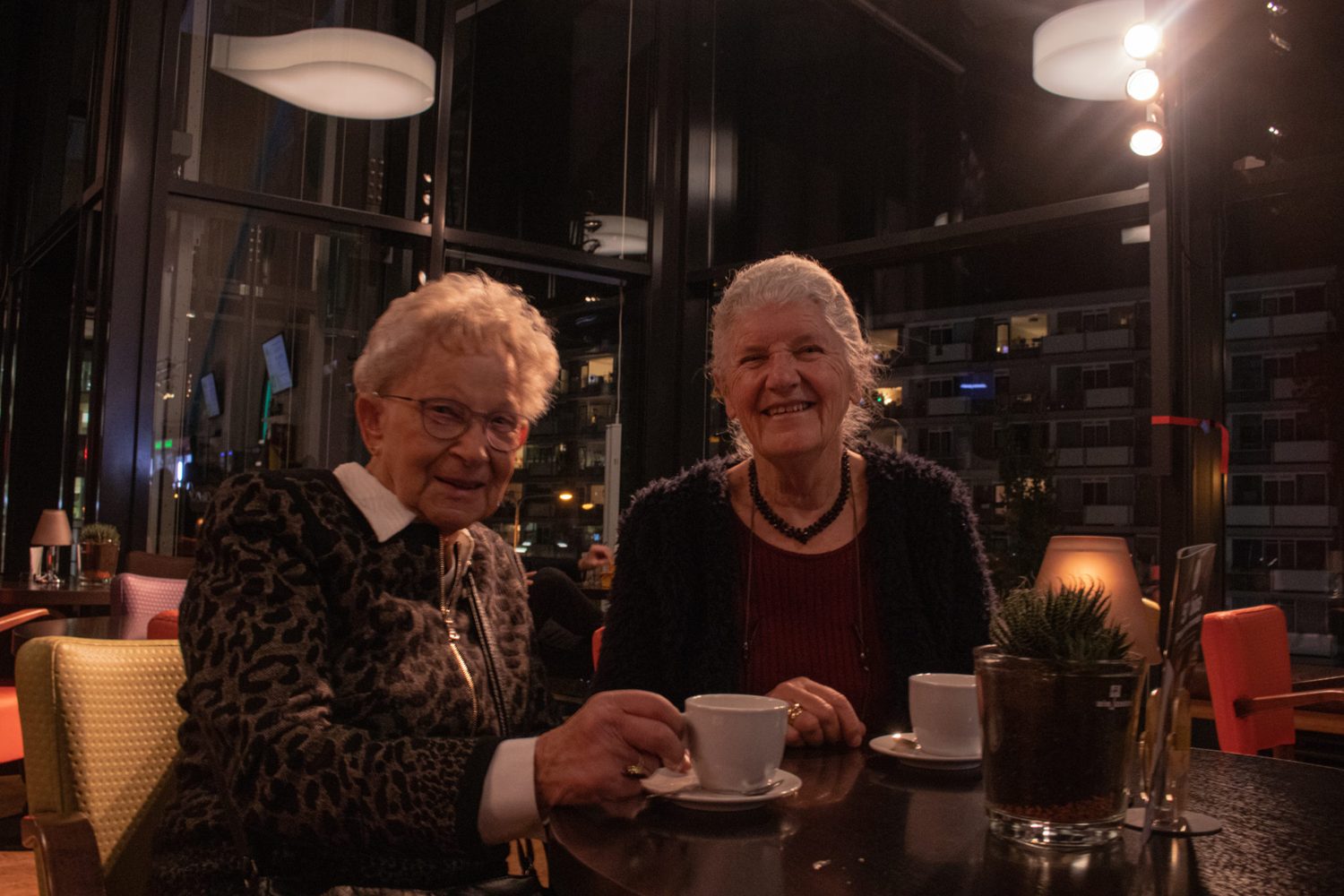 Premiere De Val, sfeer in Cinema Gouda